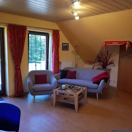 לינה וארוחת בוקר Ullas Gaestehaus מונסטר אים היידקרייס